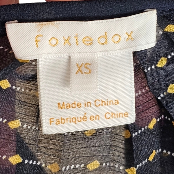 Foxiedox Black Navy Blue and Gold Relaxed Pleated Blouse - Picture 7 of 8